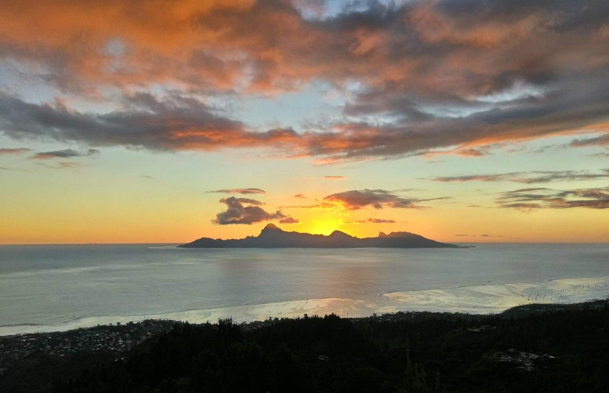 Belrose Place - Calme Et Vue Epoustouflante A Tahiti Punaauia  Eksteriør bilde
